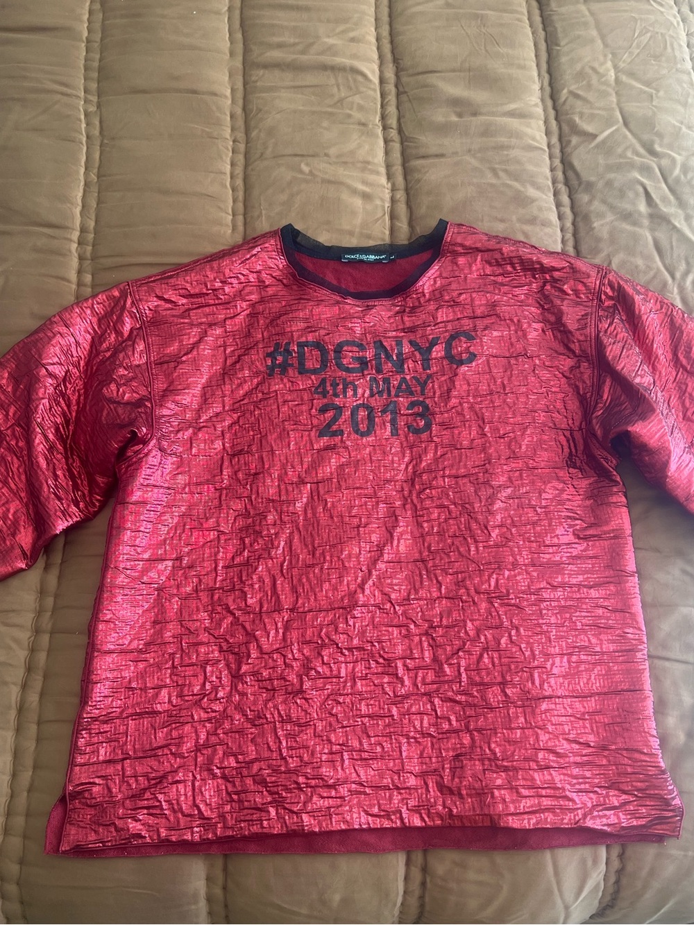 Dolce & Gabbana Red Metallic Graphic Short Sleeve Tee